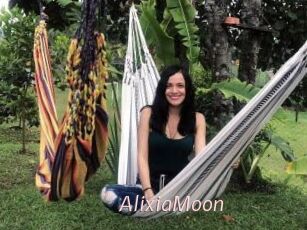 AlixiaMoon