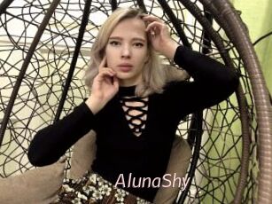 AlunaShy