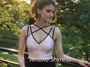 Amalia_Shyness