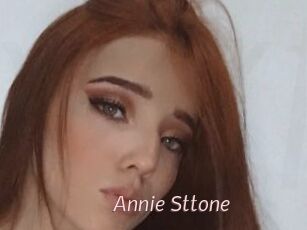 Annie_Sttone