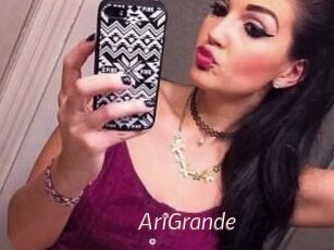 AriGrande