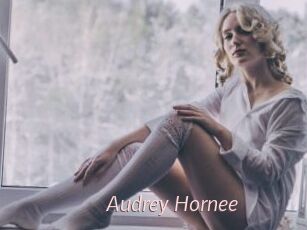 Audrey_Hornee