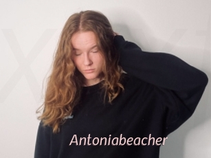 Antoniabeacher