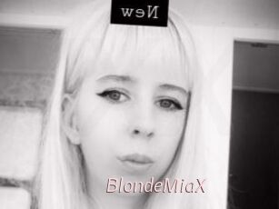BlondeMiaX