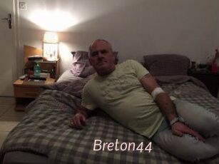 Breton44