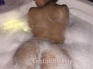 Cristal_Brinkely