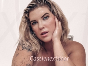 Cassienextdoor