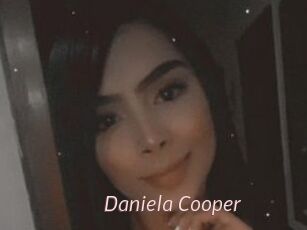 Daniela_Cooper