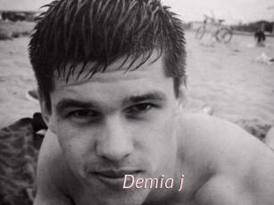 Demia_j