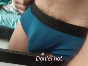 Daniel_hot