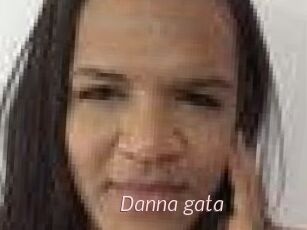Danna_gata