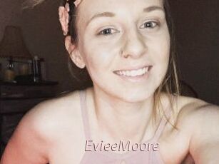 EvieeMoore