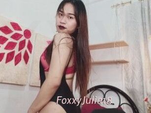 FoxxyJulia18