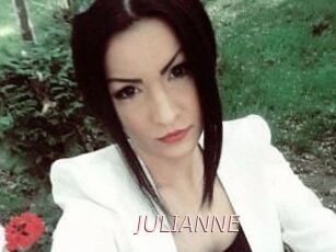 JULIANNE_