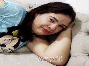 Jade_petit