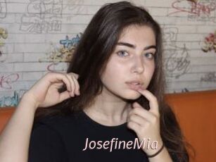 JosefineMia