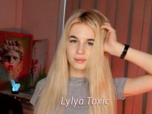 Lylya_Toxic