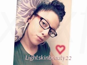 Lightskinbeauty22