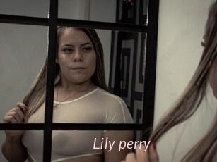 Lily_perry