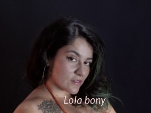 Lola_bony