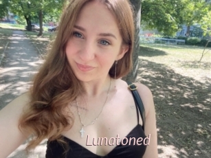 Lunatoned