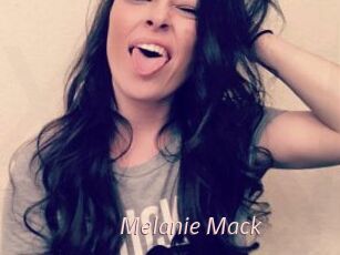Melanie_Mack