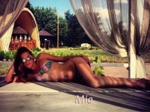 Mia