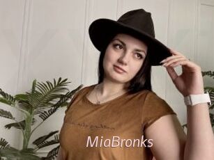 MiaBronks