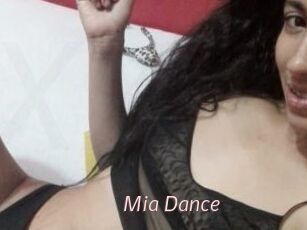 Mia_Dance