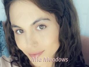 Mia_Meadows