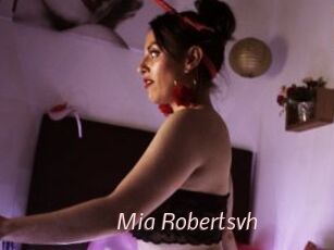 Mia_Robertsvh
