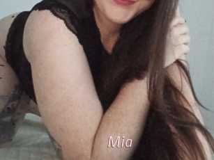 Mia