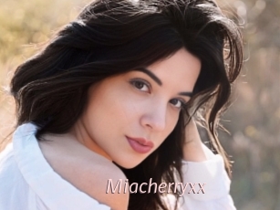Miacherryxx