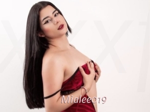 Mialee019
