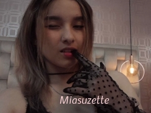 Miasuzette