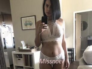 Miss_noel