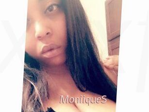 MoniiqueS