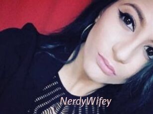 NerdyWifey