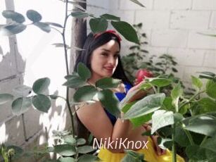 NikiKnox