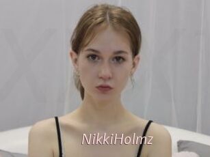 NikkiHolmz