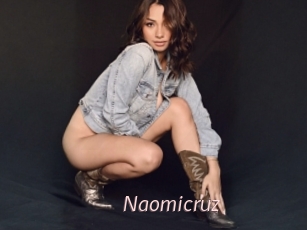Naomicruz