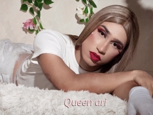 Queen_ari