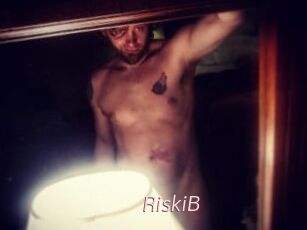 RiskiB