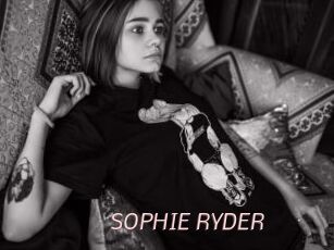 SOPHIE_RYDER