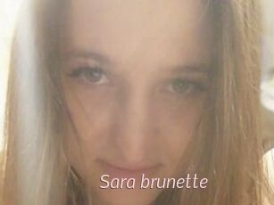 Sara_brunette