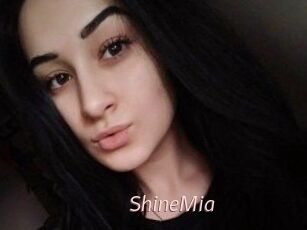 ShineMia