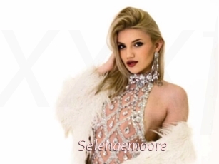 Selenaemoore
