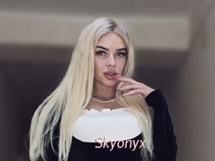 Skyonyx