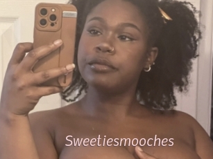 Sweetiesmooches