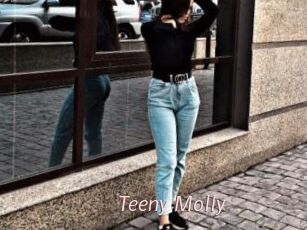 Teeny_Molly